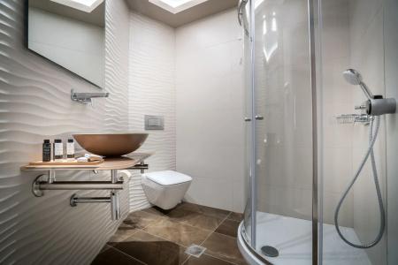 Balcony - Только для взрослых - 7