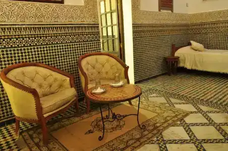 Riad Sara - 39