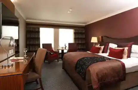 Macdonald Holyrood & Spa - 4