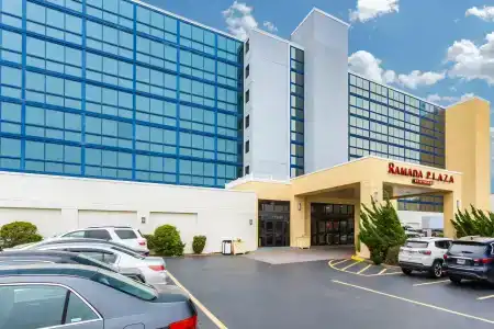 Ramada Plaza by Wyndham Virginia Beach - 0