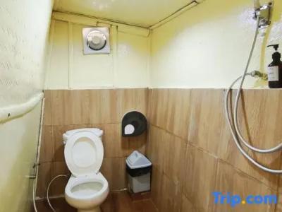 Paree Hut - 35