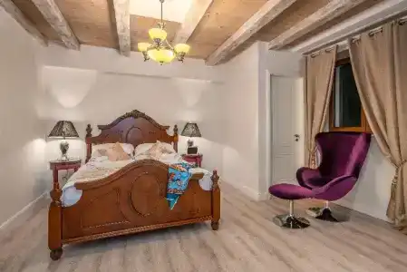 Heritage Palace Varos - Mag Quaint & Elegant Boutiques - 100