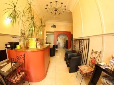 Hôtel Des Arts, Artisanal et Indépendant - 45