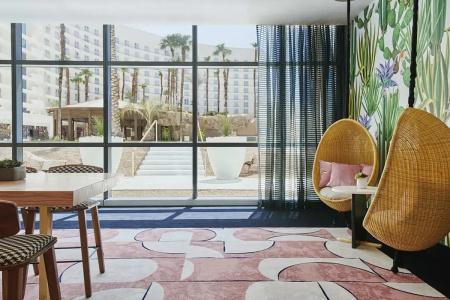 Virgins Las Vegas, Curio Collection by Hilton - 7