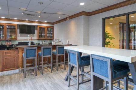 Hampton Inn University Area - 26
