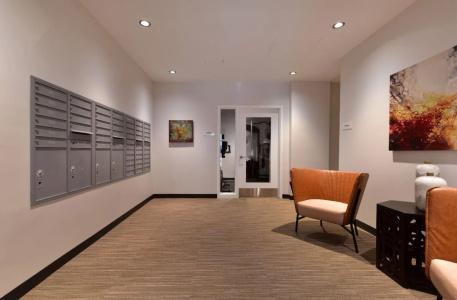 Global Luxury Suites Downtown - 10