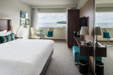 Courtyard by Marriott Gdynia Waterfront - 1