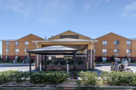 Comfort Inn Nashville West - 46