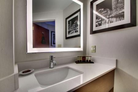 Best Western Plus Boston - 8