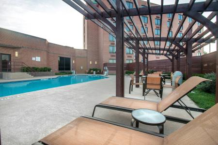Courtyard by Marriott - 18