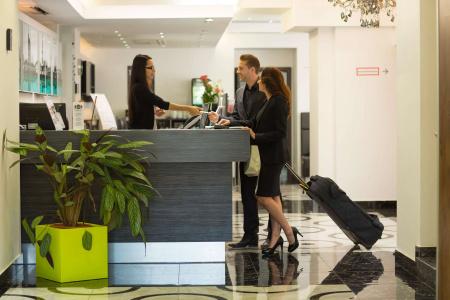Best Western Plus Arcadia - 25