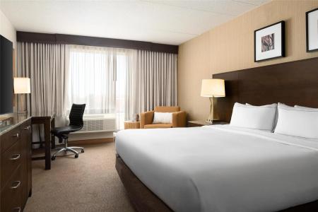 DoubleTree by Hilton Boston Bayside - 4