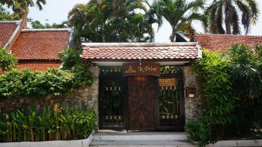 Le Prive - 20