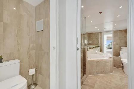 The Alexander All Suites - 548