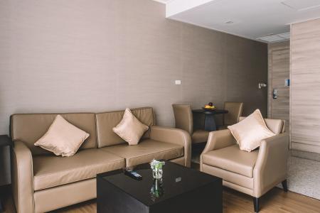 Adelphi Suites Bangkok - Sha Extra Plus - 9