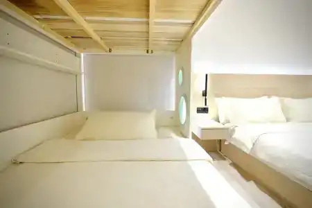 Rest Bugis (Sg Clean, Staycation Approved) - 202