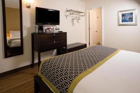 Park Lane Suites & Inn - 22