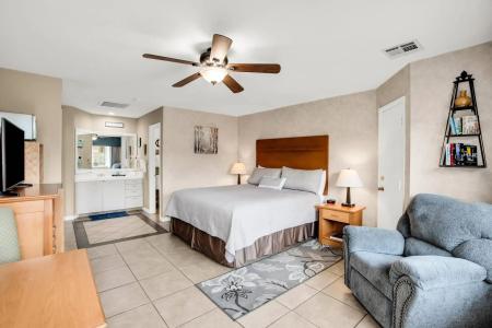 The Inn at Deep Canyon - 3