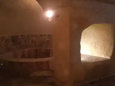 Oread Cave Suites - 101