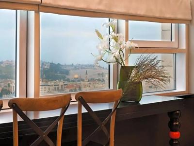 21st Floor - 119