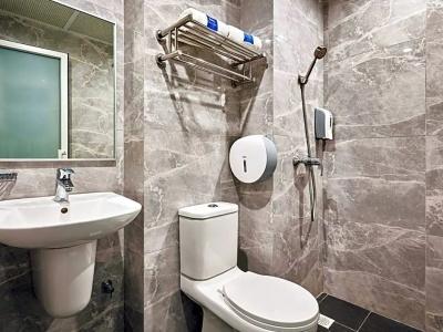 Ibis Budget Singapore Sapphire (SG Clean) - 59