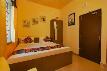 FabVijaylakshmi Stay Inn - 3