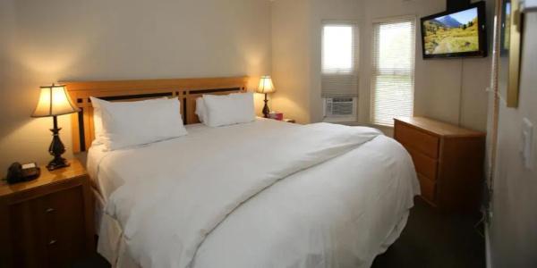 Times Square Suites - 92
