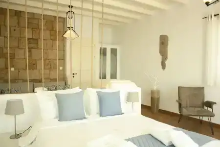 Tholaria Boutique - 4
