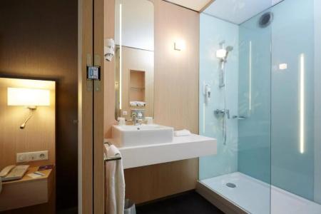 Mercure Valenciennes Centre - 65