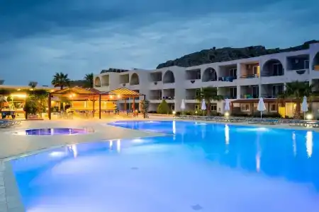 Lardos Bay - 15