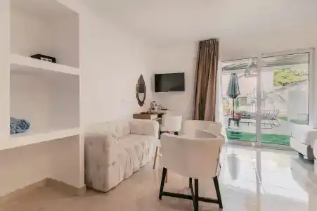 Bamboo Suites Boutique - 155
