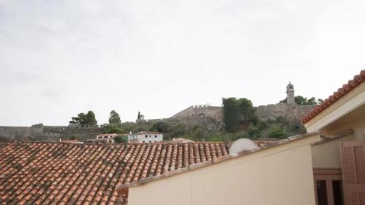 Castellano & Suites - 92