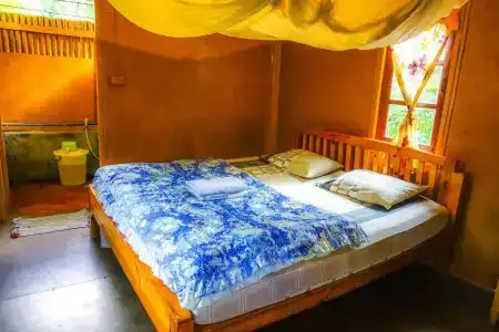 Family Hut - 80