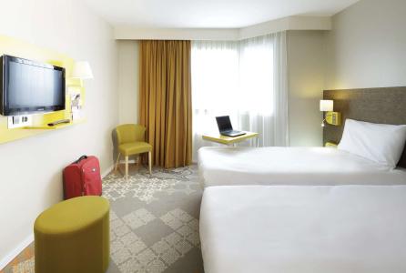 ibis Styles Tours Centre - 1