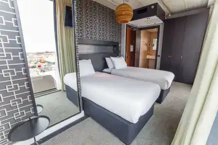 Doubletree By Hilton Amsterdam - Ndsm Wharf - 2