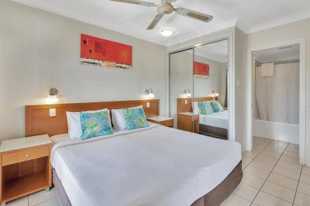 Bay Village Tropical Retreat & - 60