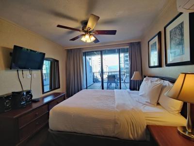 Divya Sutra Suites on Robson Downtown - 83