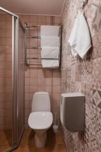 Aakenus - 18