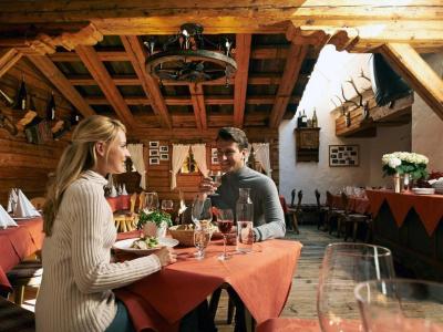 Burg Oberlech - 11