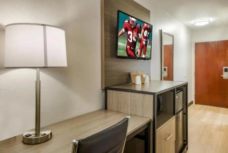 Red Roof Inn Plus+ & Suites Savannah – i-95 - 41