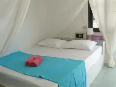 Sea Love Beach Bar & Bungalows - 1