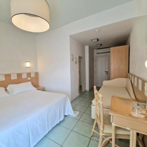 Luxor Cattolica Beach - 40