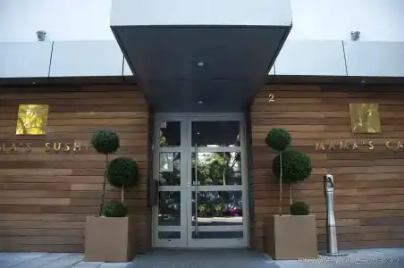 Mama's Design & Boutique - 0