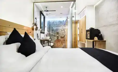 One Luxury Suites - 62