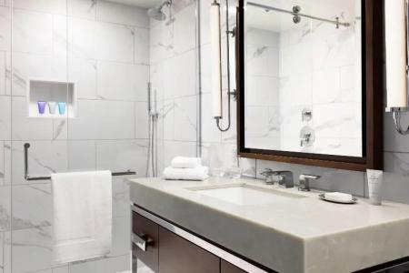 Boston Marriott Long Wharf - 105