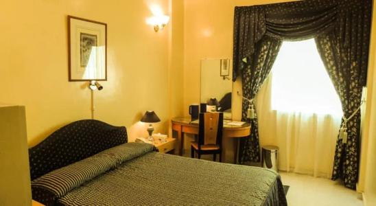 Royalton - 4
