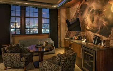 The Iron Horse - 25