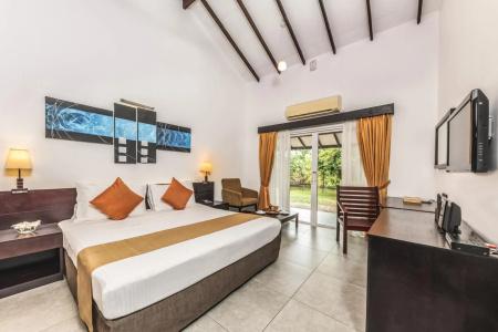 Amethyst Resort Passikudah - 1