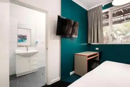 Greenacre - 69
