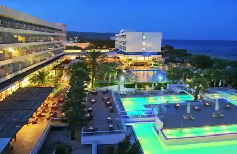 Blue Sea Beach Resort - 27